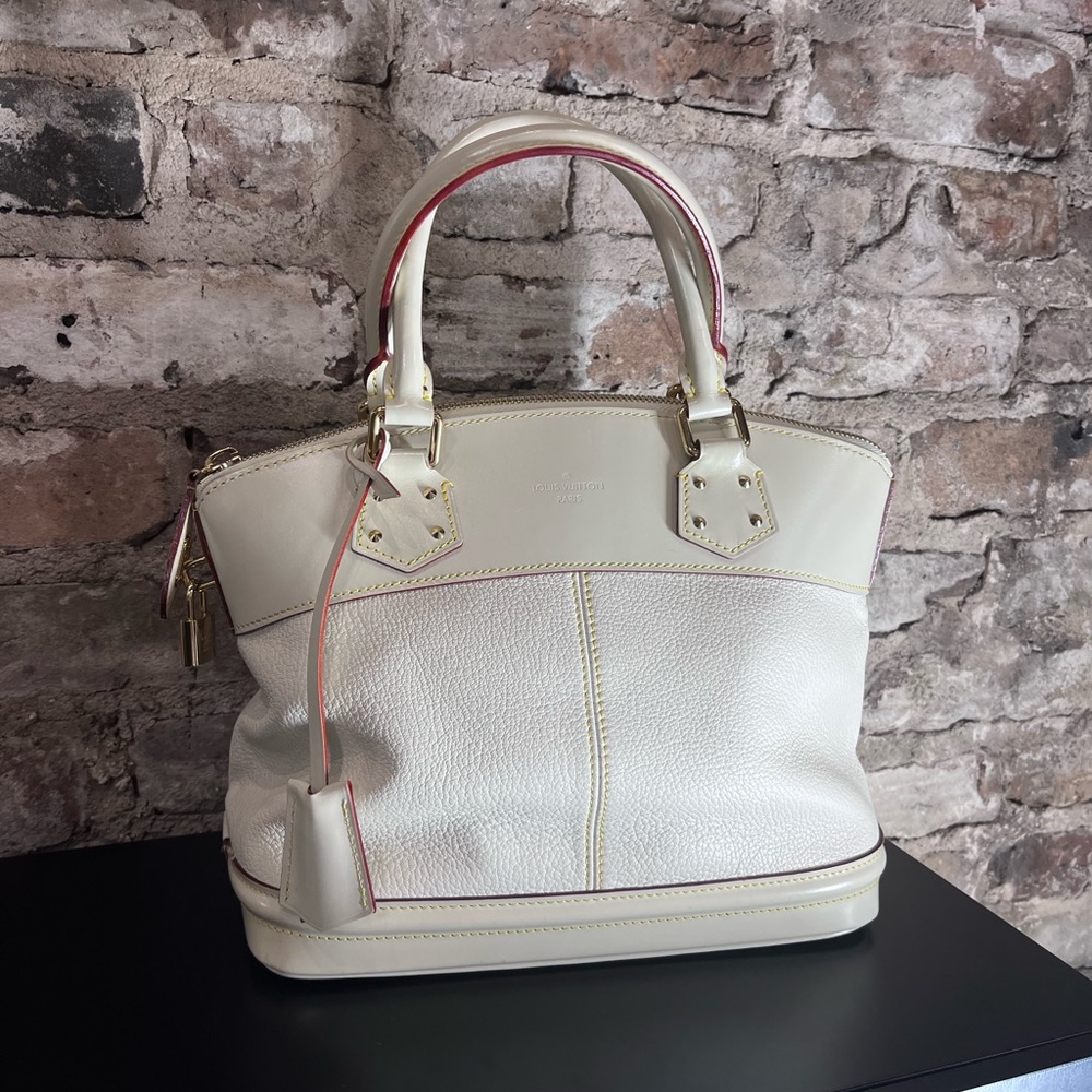 Authentic LV!!! Coa
